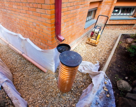 Важность дренажа и гидроизоляции в строительстве дома